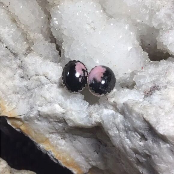 Earrings, Black & Pink Rhodochrosite Stud Earrings, NEW, Sterling Silver, Handma - Picture 1 of 5